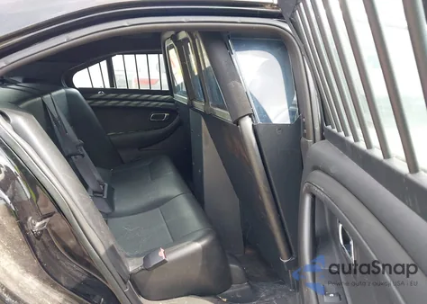 2015 Ford Police Interceptor из США, поврежденный, VIN 1FAHP2MK2FG153958